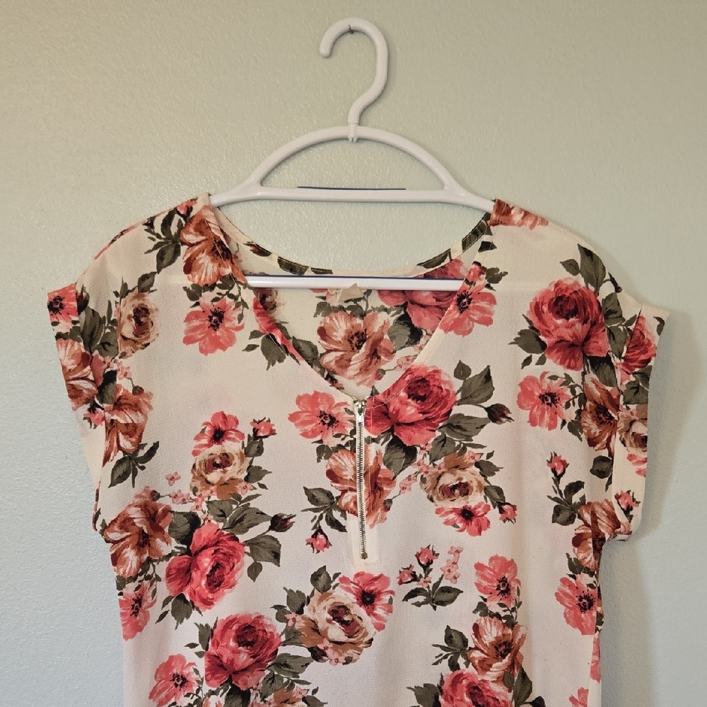 Tovia | Floral Chiffon Cap Sleeve Top Size Large